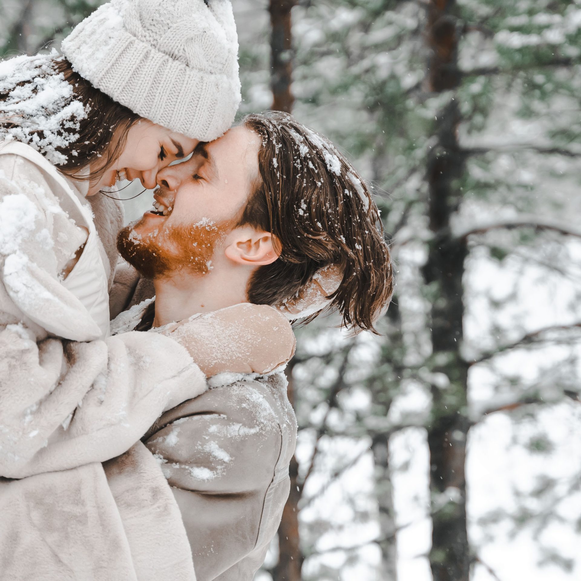 Couple enjoying a romantic getaway in Lapland | Lapland Luxury