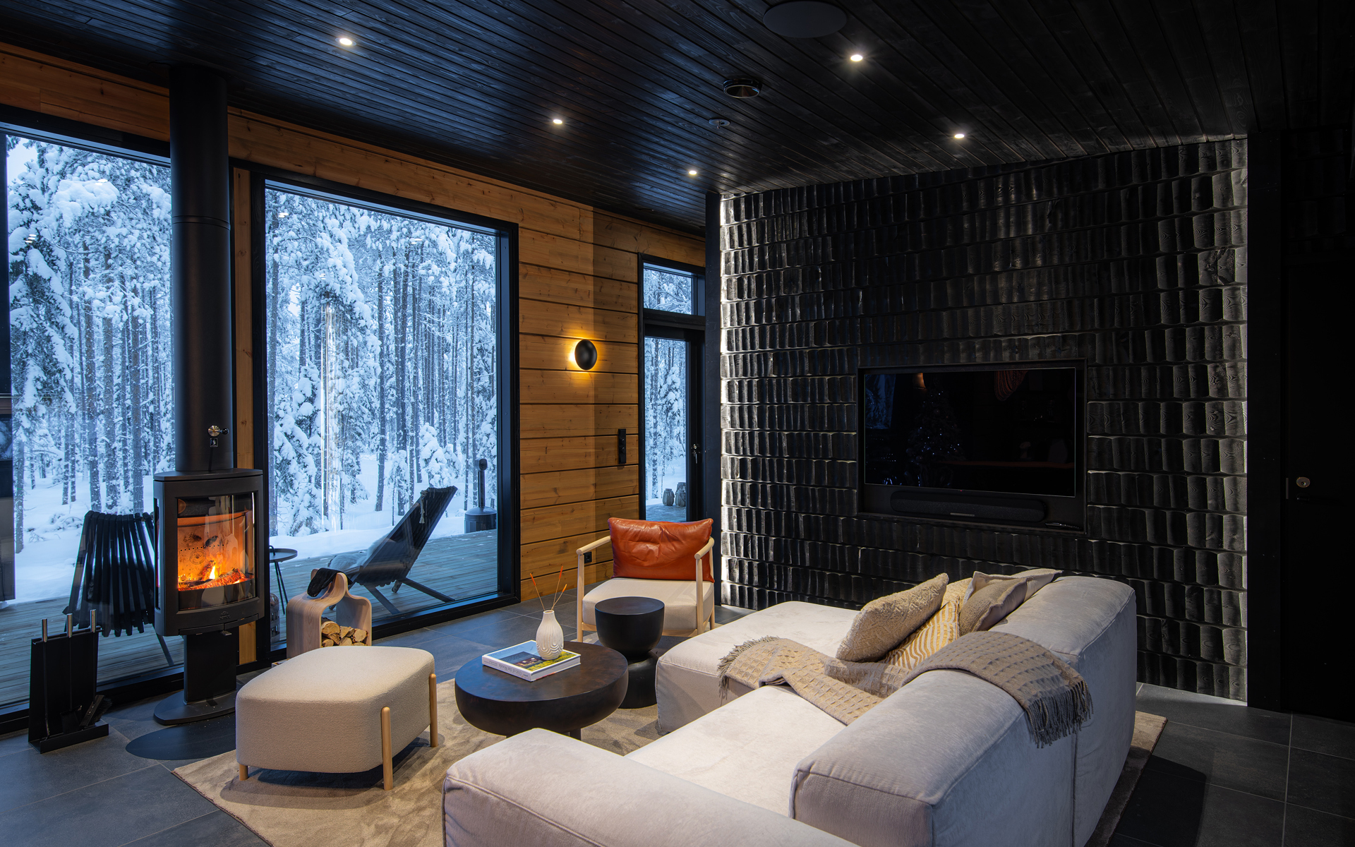 Elegant and cozy living room in Hidden Arctic Cloud -villa. | Lapland Luxury